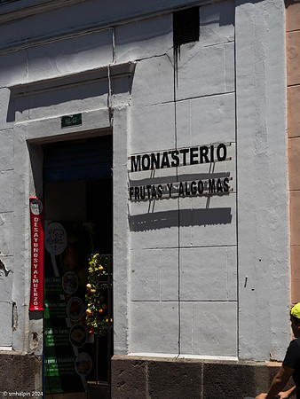9/17  Quito Old Town